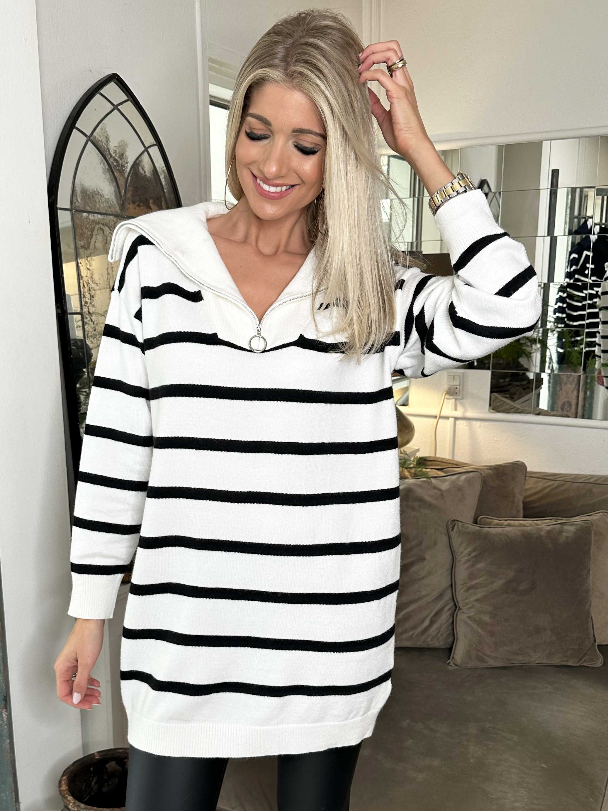 Liza - Blød strikkjole med striber og lynlås